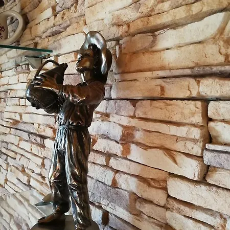 Vitis Vendeghaz Гостевой дом Becsehely